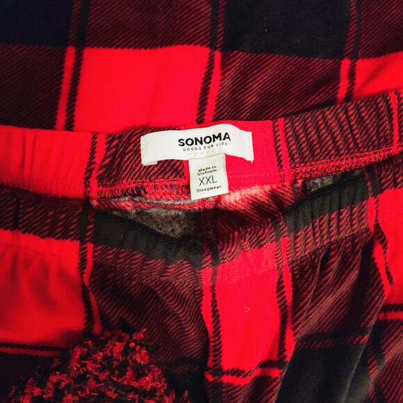 Sonoma Goods for Life XXL Women’s Red Black Plaid Pajama Set With Socks - Picture 8 of 12